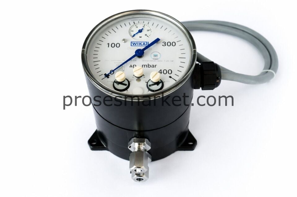 WIKA DPGS40TA 0–400 mbar Diferansiyel Basınç Manometresi 2x Switch